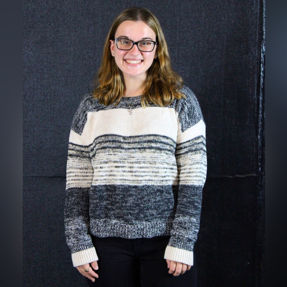 GAP Striped Heavy Knit Beige Sweater